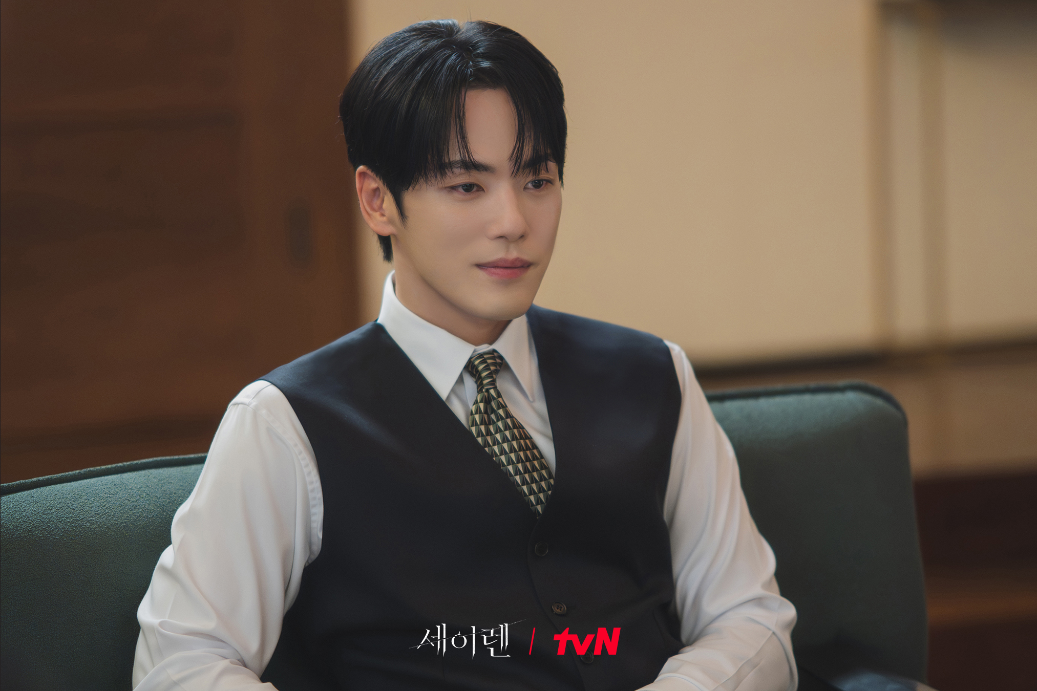 세이렌 6회 의문의 IT 기업 CEO 백준범 정체와 온월드 조작 사건 배후