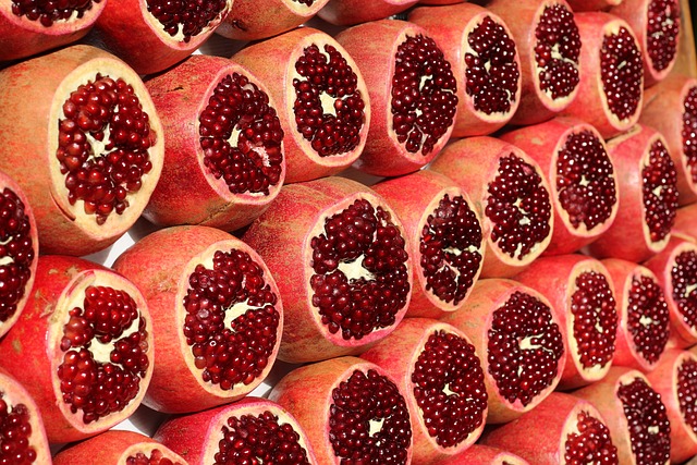 음식 색깔이 미각에 미치는 영향: 빨간 음식이 맛있어 보이는 이유