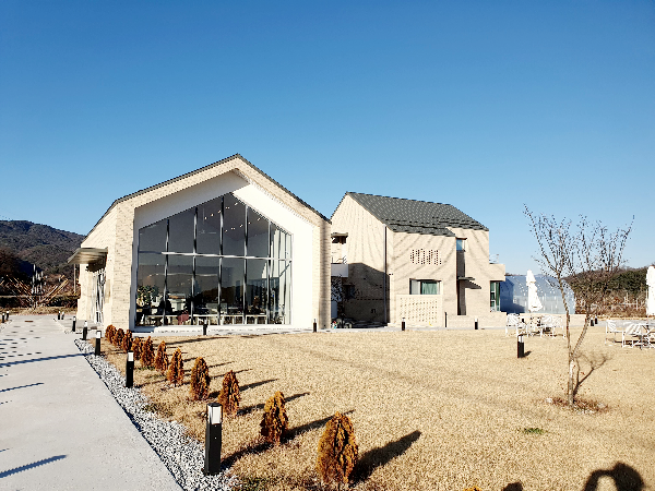 카페 연화 외부