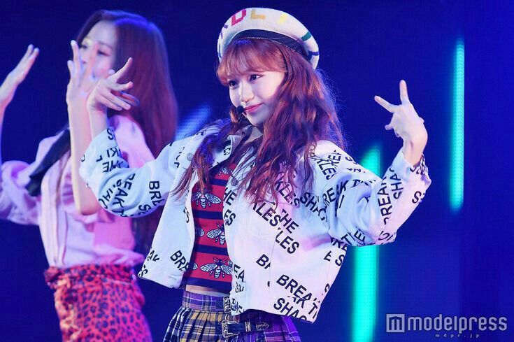 김채원 사진 모음 김채원 사진 모음