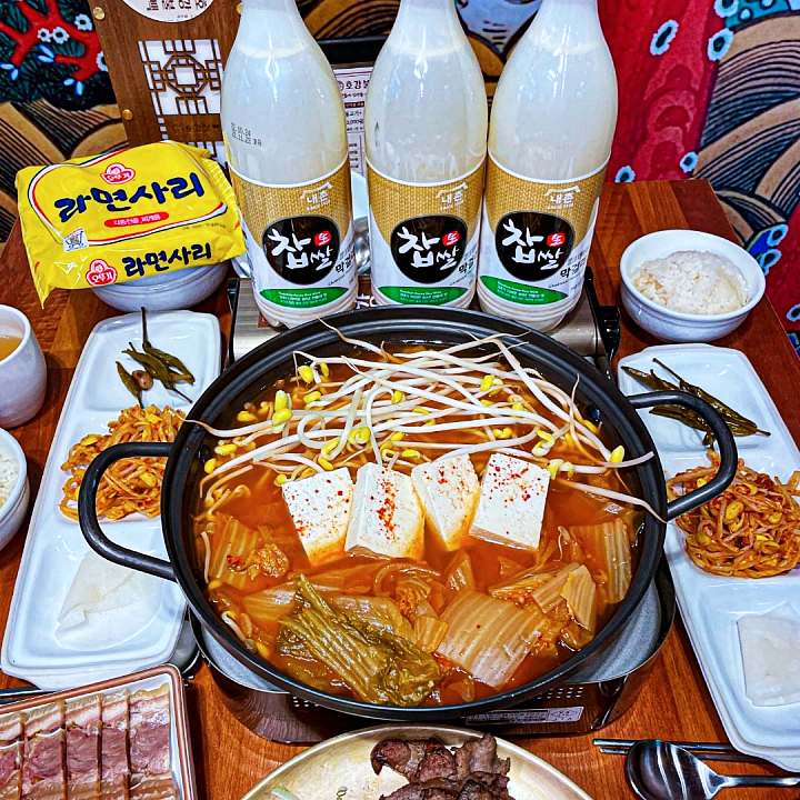 생방송오늘저녁 석쇠 불고기 & 김치찌개 단돈 1만원 황태 김치찌개와 참숯에 석쇠로 구운 불고기 불백 백반집 중랑구 신내동 맛집 추천
