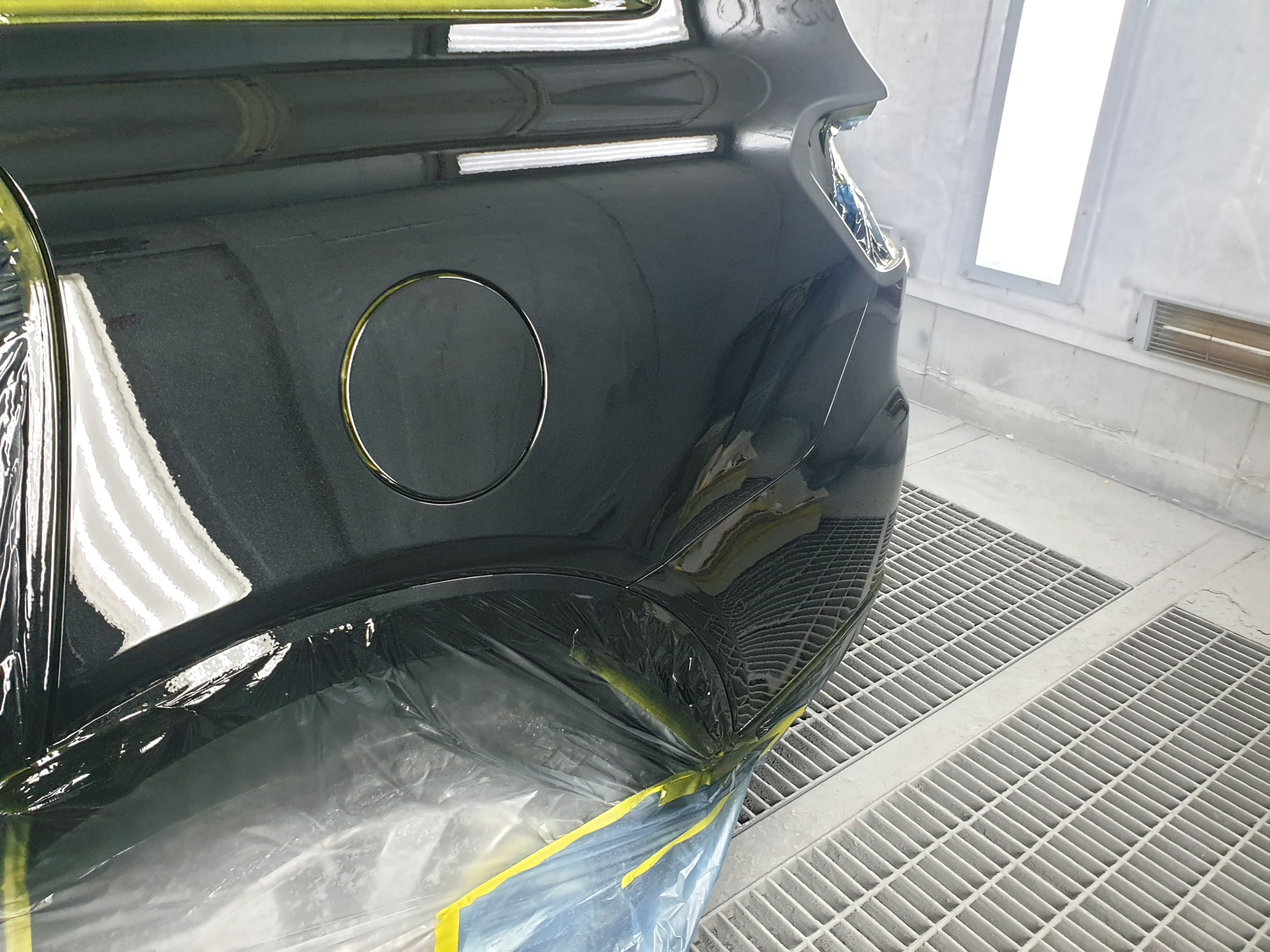 휀다, 범퍼 도색 완료