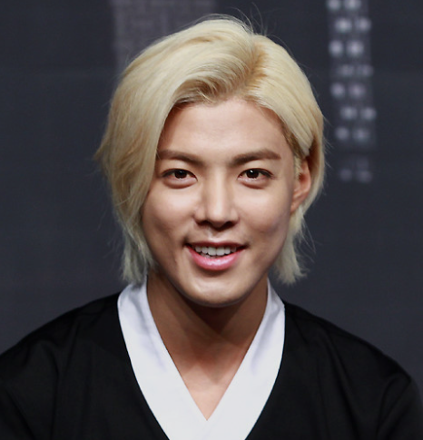 가수 강남 연예인