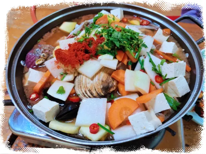 경남 진주 추어탕 맛집 칠천원 해물탕 같은 해물된장 백반 국밥 맛집