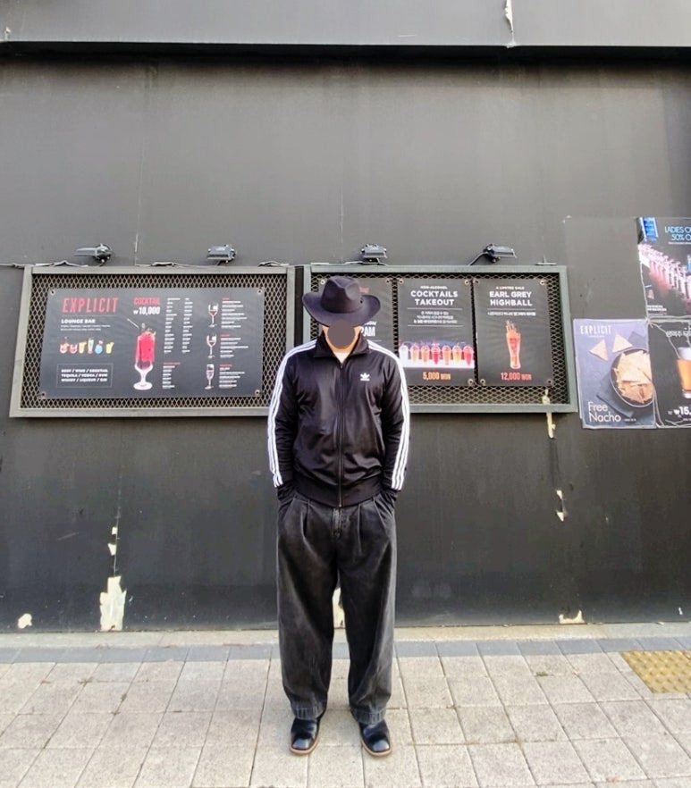 데일리룩('26.3.16.)유니버셜 케미스트리 페도라 웨스턴모자 카우보이모자, 아디다스 파이어버드 트랙탑, 무신사스탠다드 와이드 벌룬 팬츠, 헬로헬 스퀘어 엔지니어부츠 웨스턴부츠