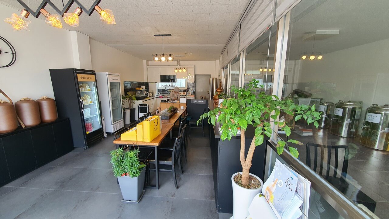 오늘N 수상한 가족 양평 국화막걸리 &#39;겨울아이 동국이&#39; 양평맑은술도가 오늘N 2504회