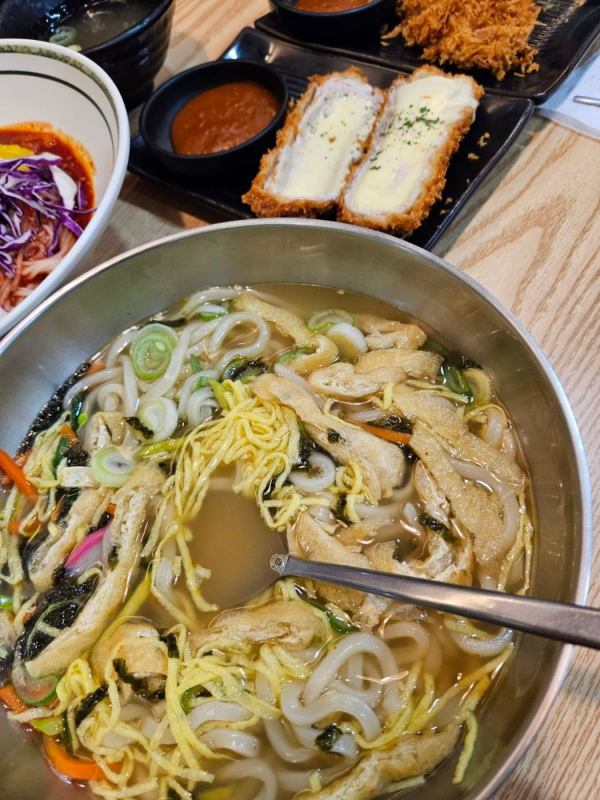 모미락 오늘메뉴