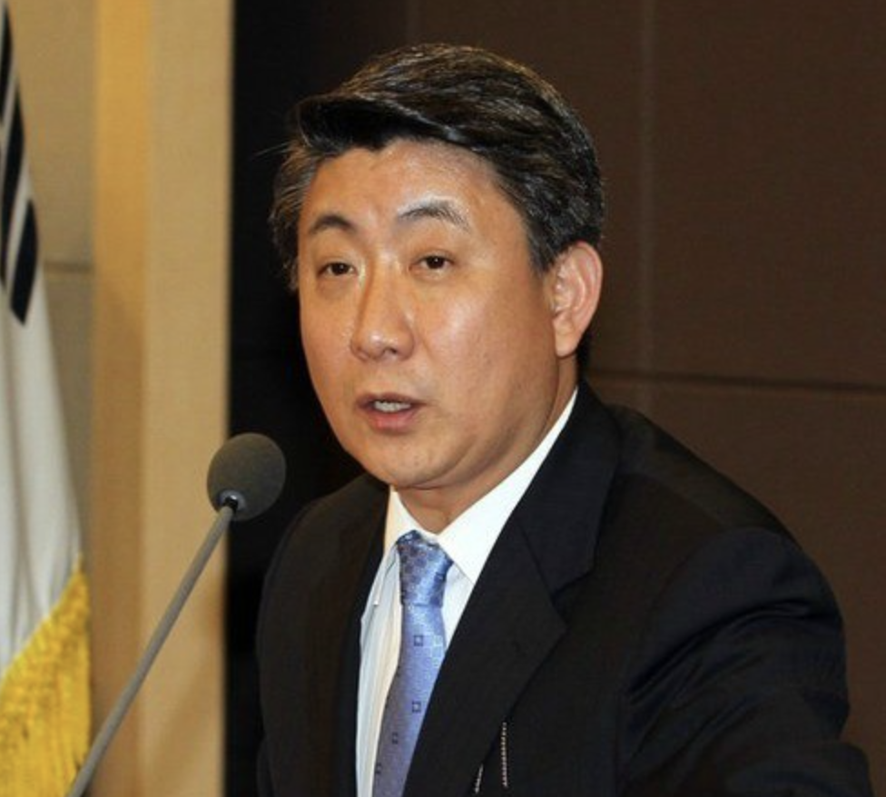 이동관4
