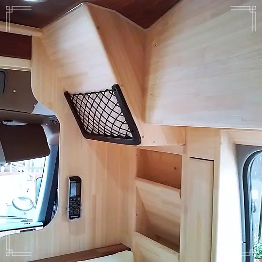 생방송오늘저녁 대둔산 나무 우드 캠핑카 제작 리모델링 공방 제작 의뢰 및 강좌 특강 추천