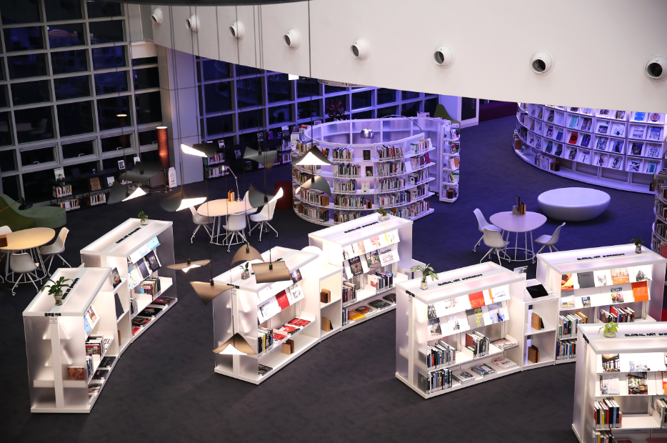 책 읽기 좋은 핫플 추천 BEST 3 (독서 몰입도 1000% 상승)