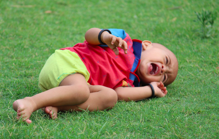 아이가 감정을 잘 표현하도록 돕는 부모의 역할과 방법