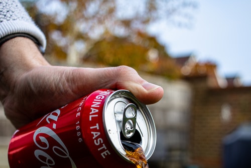 탄산음료 중독 되는 이유는