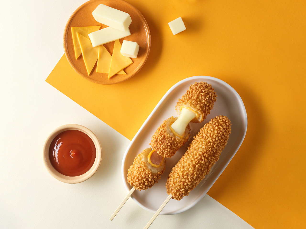 트리플X치즈 핫도그