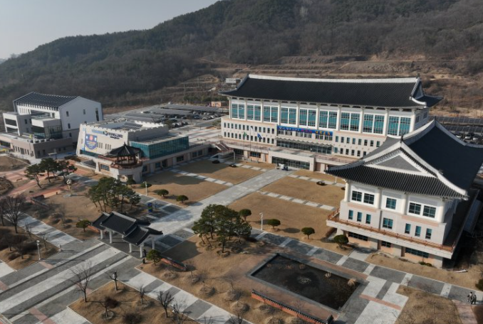 대안학교와 온라인학교의 차이점