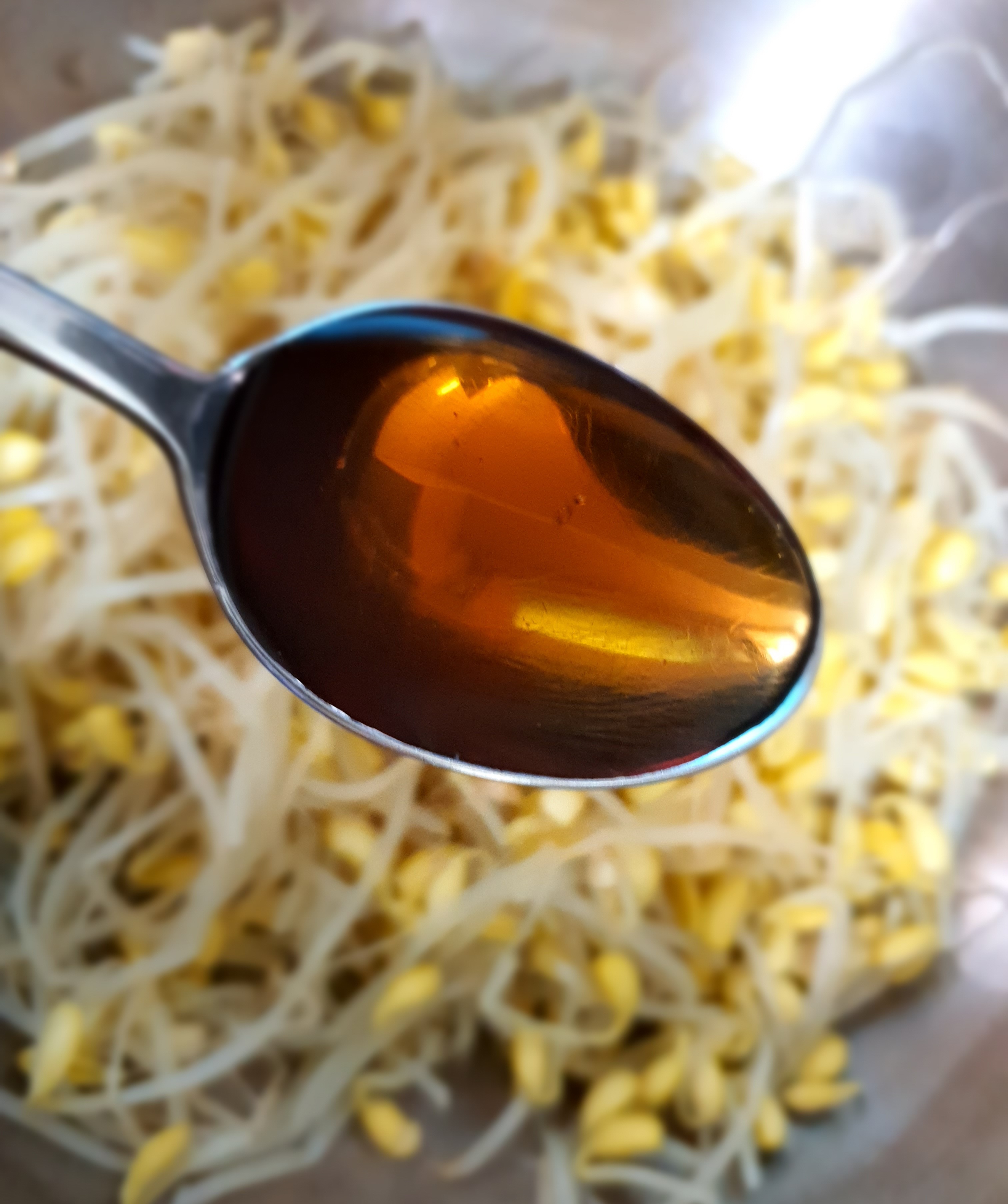 간장과-액젓으로-간을-합니다.