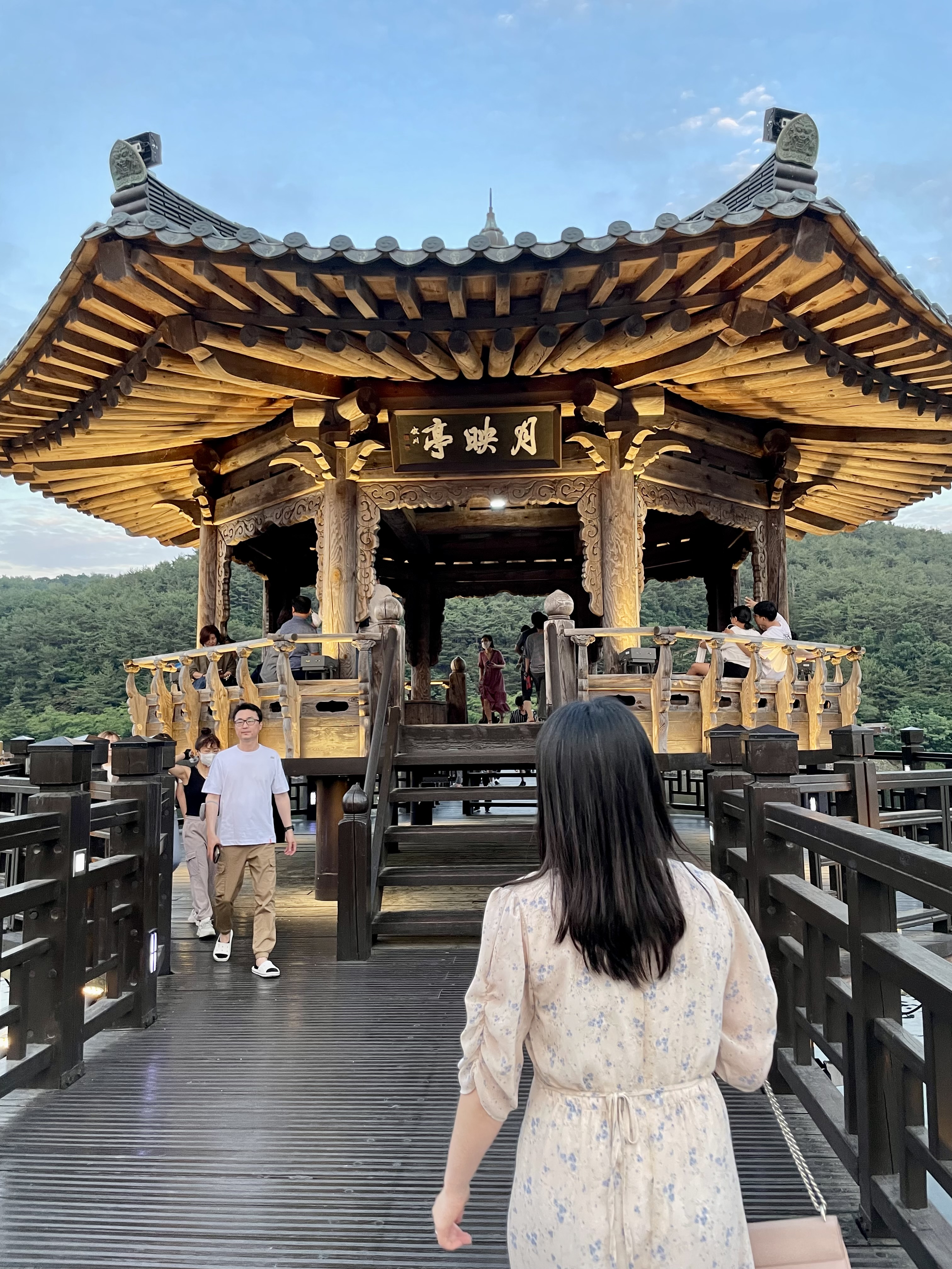 월영정