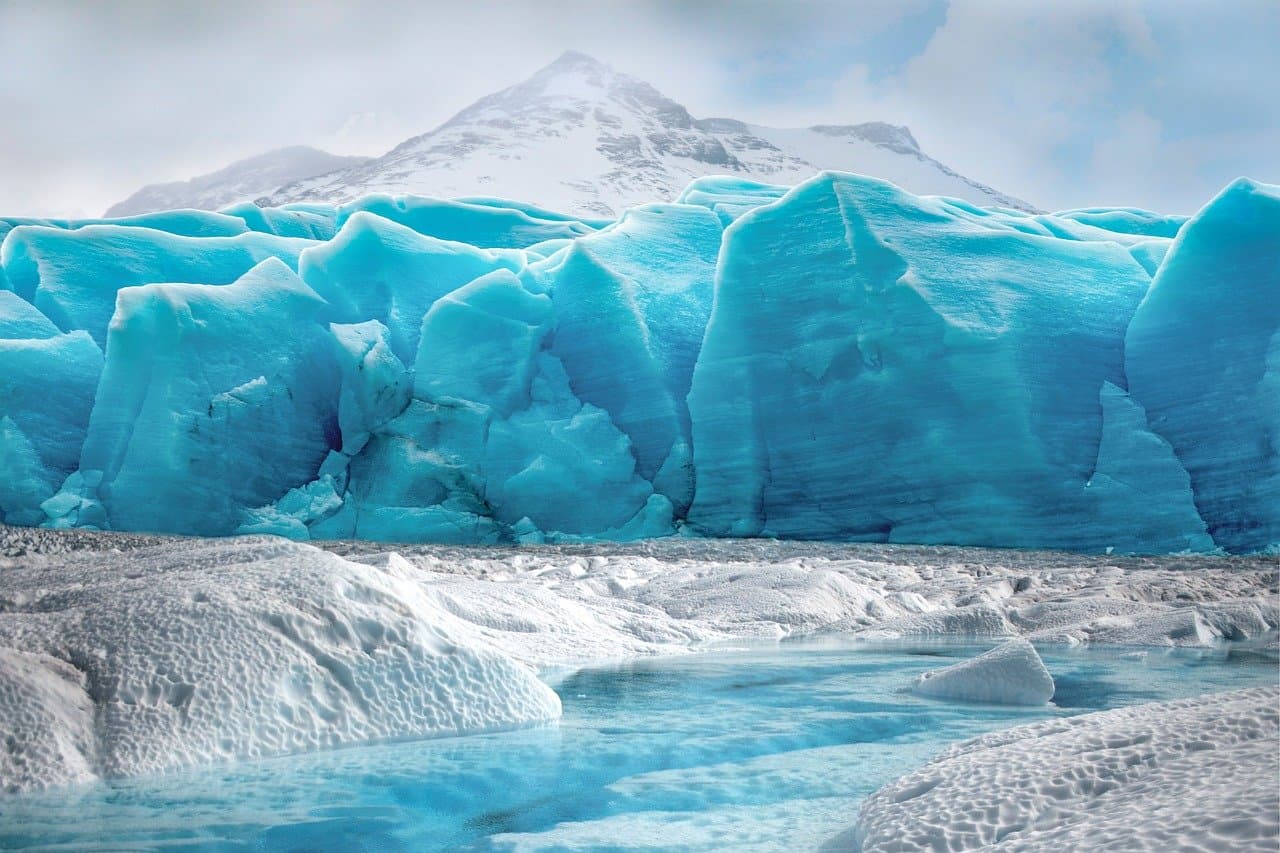 툰드라 부족의 생존 전략 : 대피소 제작법