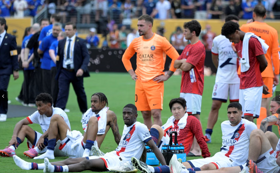 클럽 월드컵 결승전에서 첼시에 패한 PSG 선수단이 결승전을 기다리고 있다.