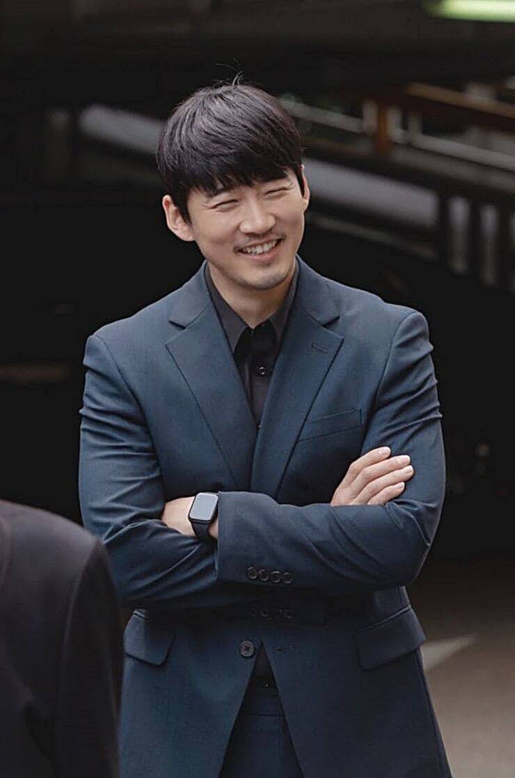 배우-윤계상