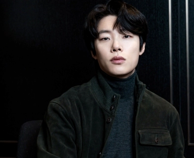 류준열 프로필 나이 고향 학력 인스타 사진전