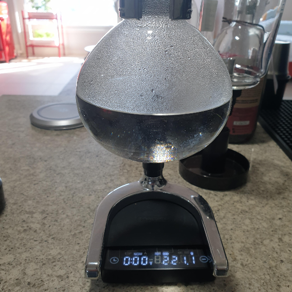 사이폰 아이스커피와 핫 커피 1인분 레시피: 중배전 원두 사용_220ml 물