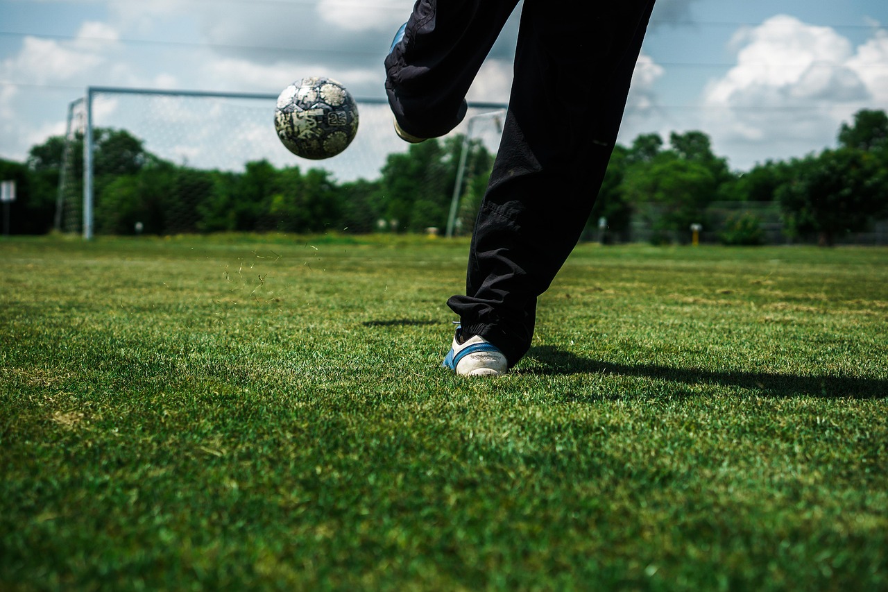 손흥민과 한국 축구 (대표팀 주장, 세대교체, 기록)