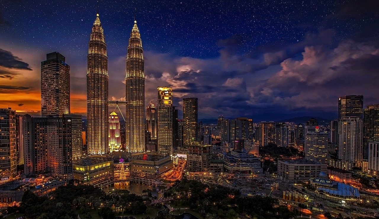 Petronas-Twin-Tower-photos
