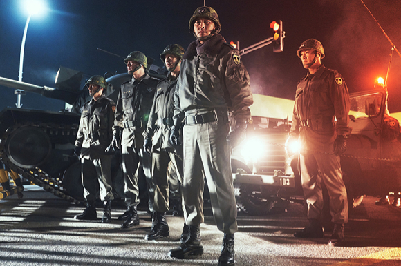 배우 황정민이 영화 '서울의 봄'(감독 김성수)에서 열연을 펼치고 있다. [사진=플러스엠 엔터테인먼트]