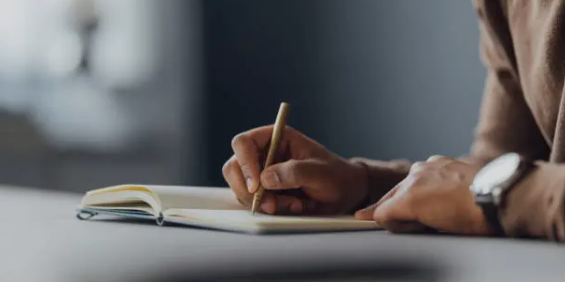 색깔을 키워드한 글쓰기 전략