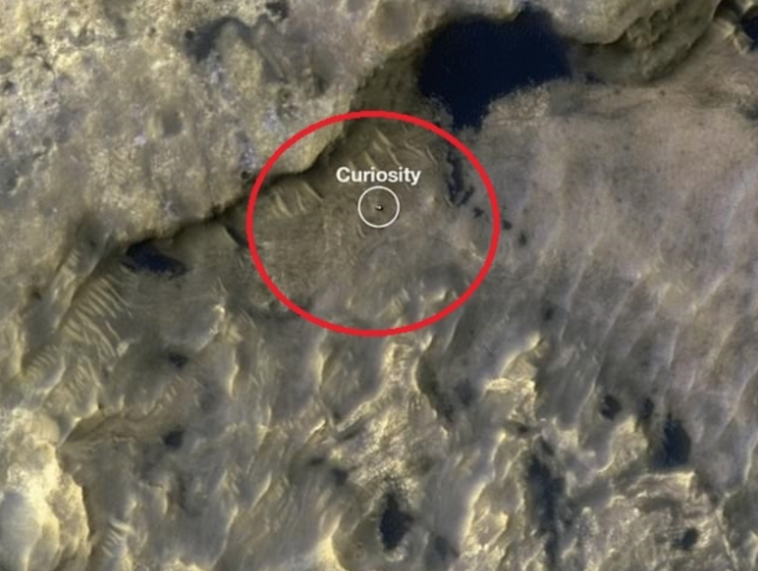 화성 상공에서 포착한 큐리오시티