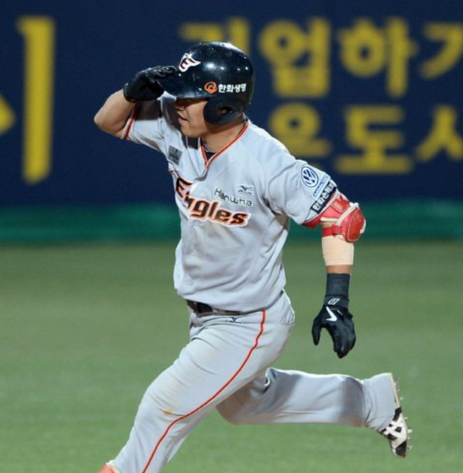 정근우