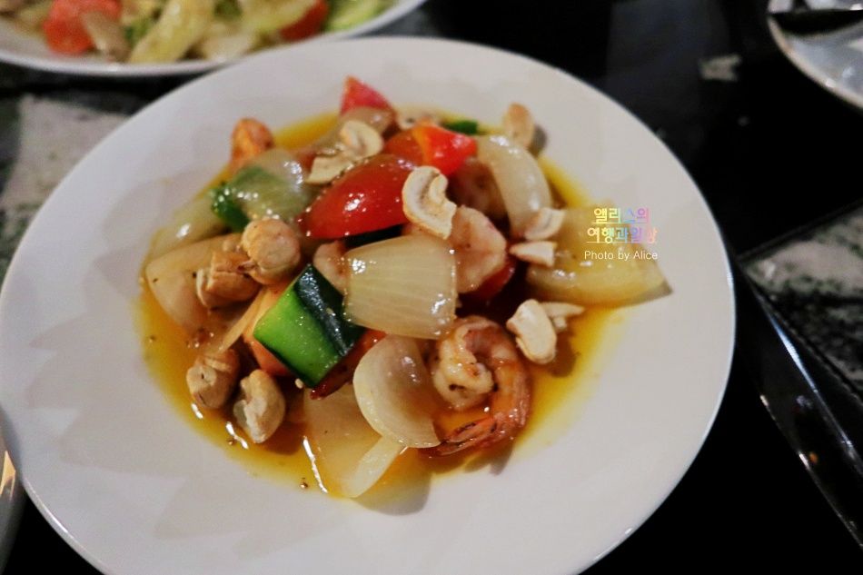 호이안 멀베리 컬렉션 실크빌리지 더 테라스 & 더뮤즈 조식, 디너 후기