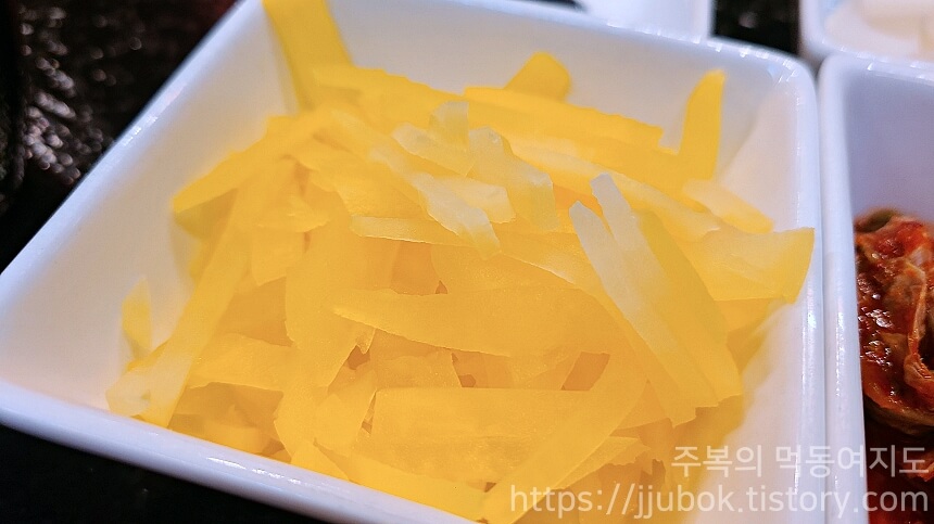 대연-밑반찬-단무지