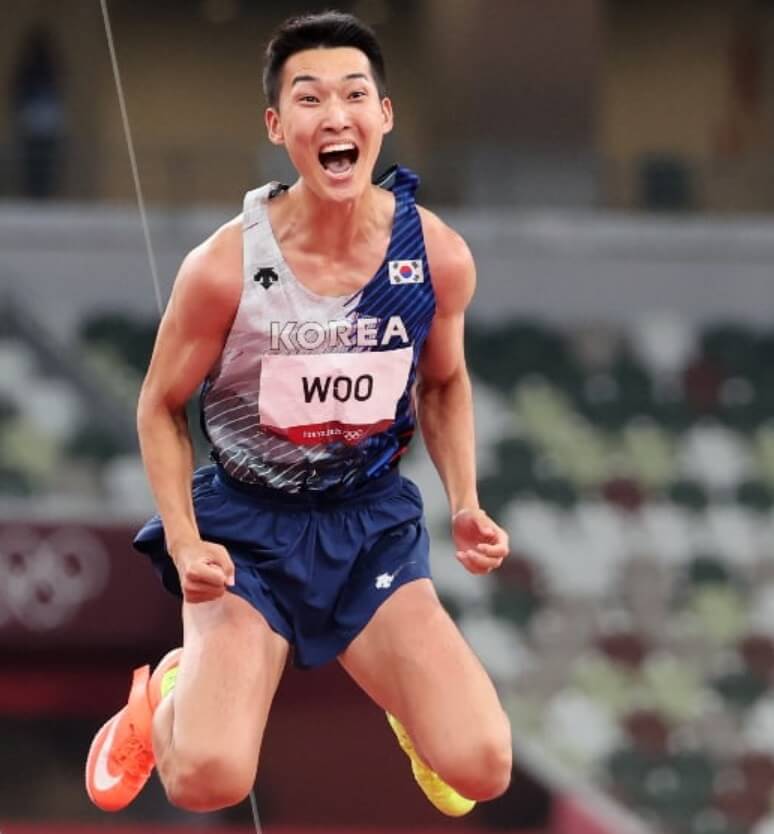 우상혁 선수 높이뛰기 기록