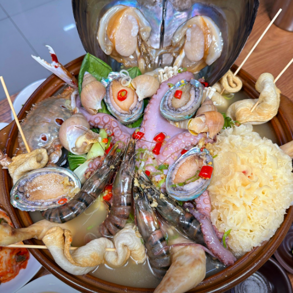 생생정보 해신닭칼국수 울산 동구 대왕암돌미역칼국수