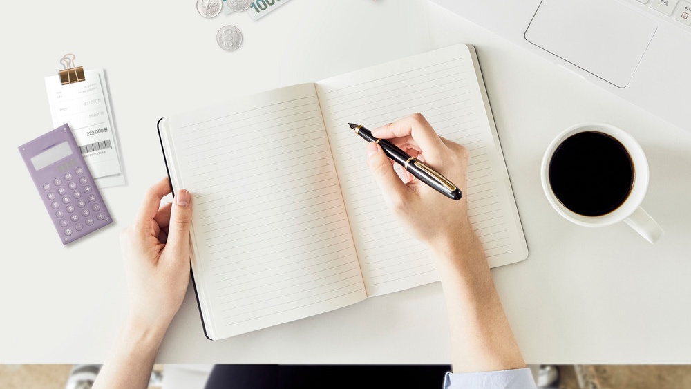 다이어리에 붙여서 쓸 수 있는 자기성찰&middot;기록용 질문 100가지