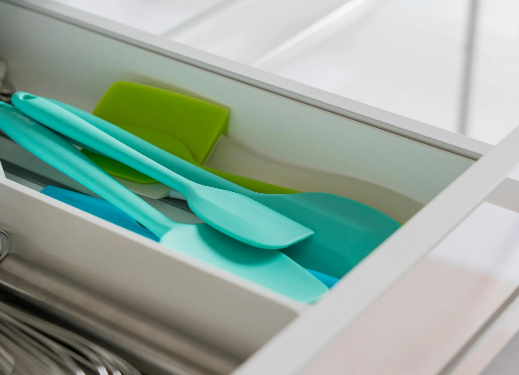 </img src="주소" alt="실리콘 주방용품" >