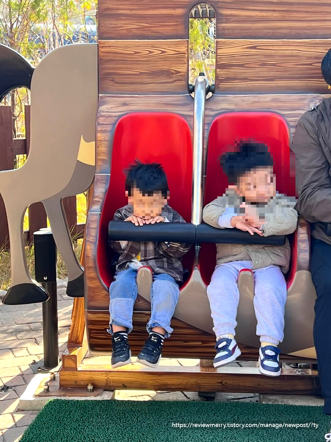 포니 탑승 사진