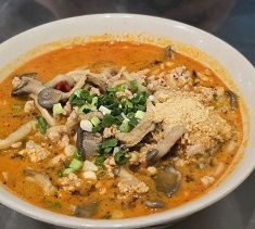 똠얌쌀국수