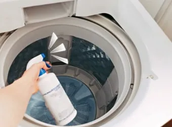 곰팡이 냄새 빨래통 환기와 햇빛 건조 베이킹소다 뿌리기_22