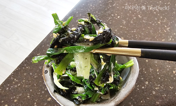 완성된 쪽파김무침