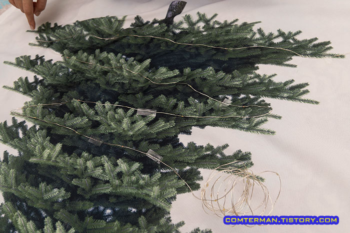 패브릭 크리스마스 트리 꾸미기