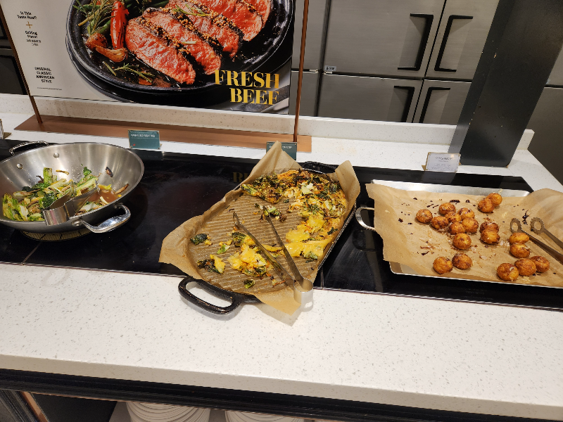 서울대 에그옐로우 애슐리퀸즈