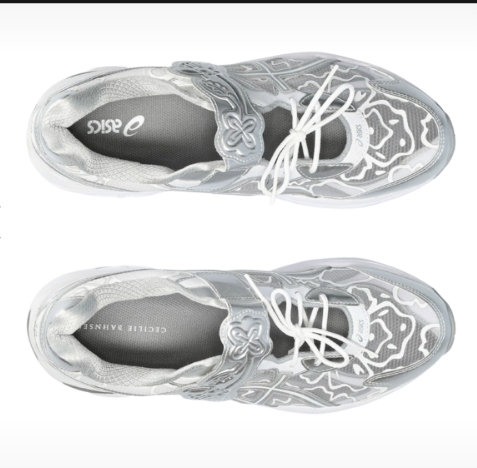 김지영 아식스 운동화 가격