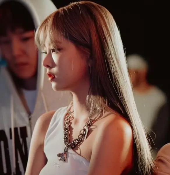 르세라핌 LE SSERAFIM 멤버프로필 본명 국적 나이 키 혈액형 MBTI 쏘스뮤직 하이브