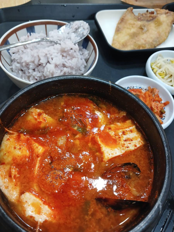 북창동순두부 음식들