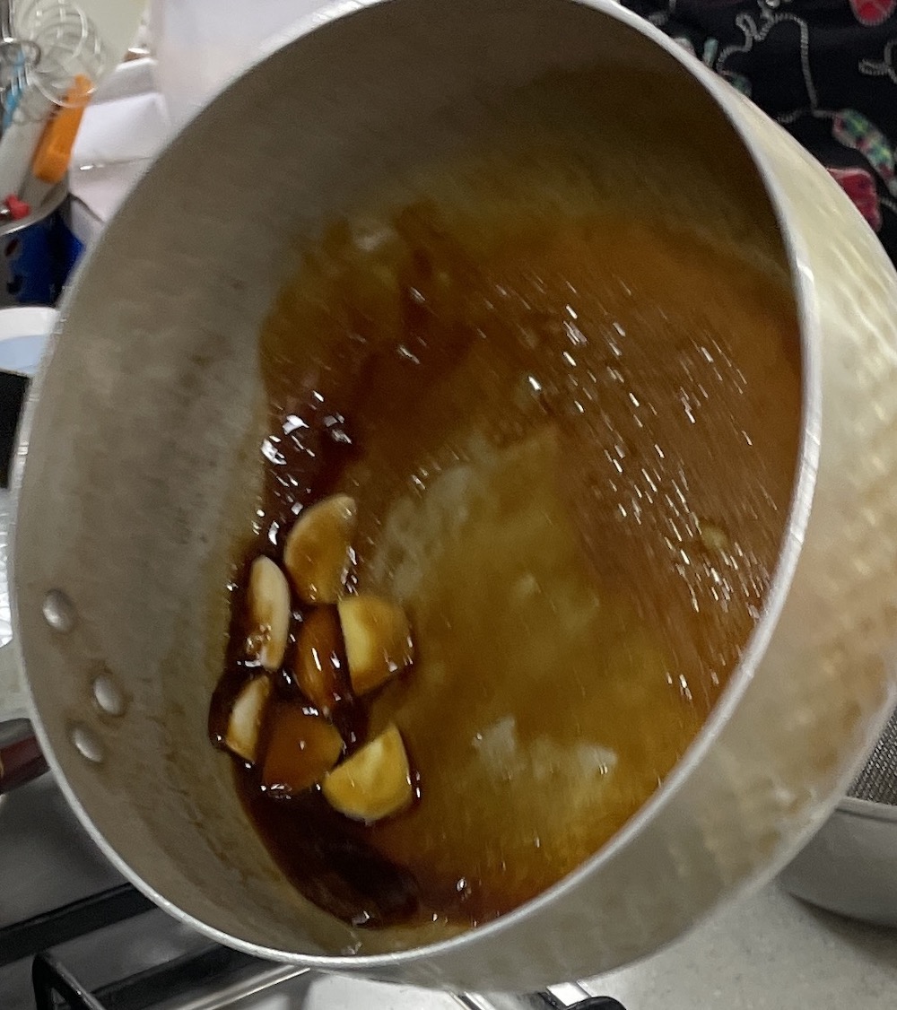 한식조리기능사 실기시험 준비 - 홍합초 - 마늘&#44; 생강 넣어 조리기