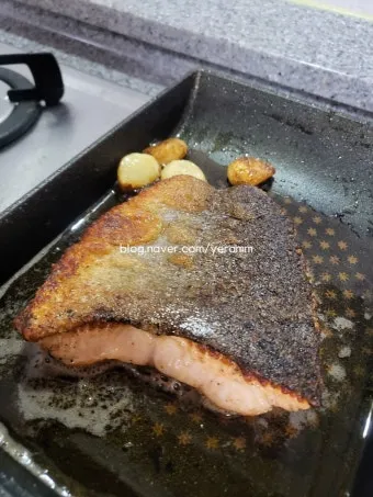 성시경 레시피 연어 구이 비린내 잡기_19