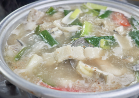 만선식당 - 말린 생선으로 끓인 깊은 간국