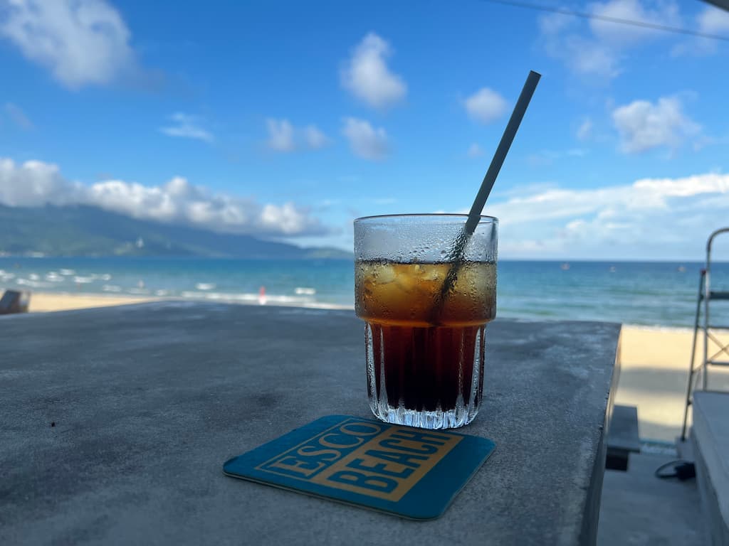 미케비치-에스코-esco-bar